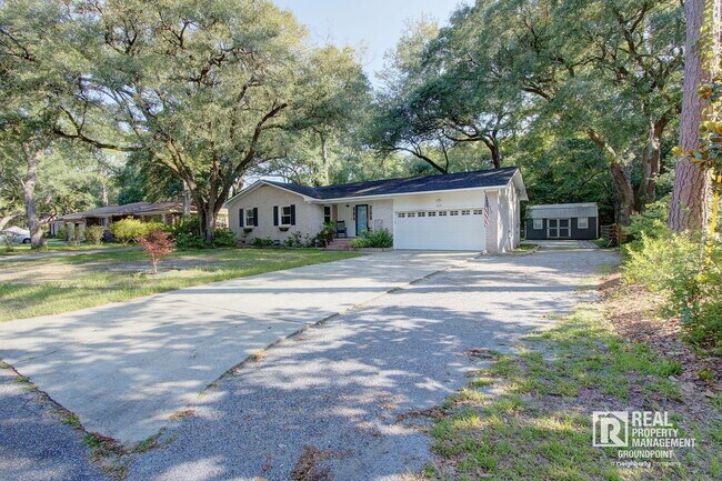209 Chucker Dr