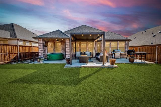 Building Photo - 10636 Enchanted Rock Wy