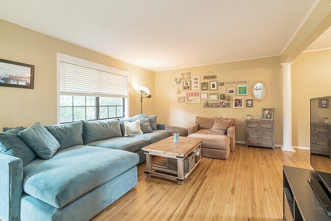 Photo - 768 Springfield Ave