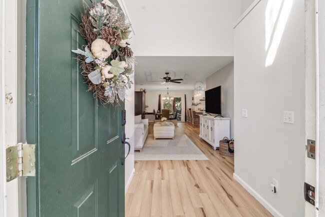 Photo - 420 Gardners Cir