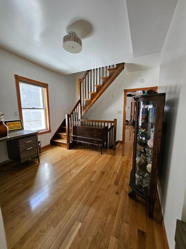 Photo - 3 bedroom in BROOKLYN NY 11232