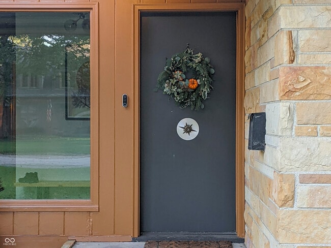 Photo - 111 McClellan Rd