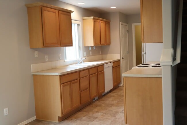 Photo - 1211 NE 168th St