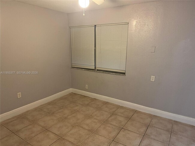 Photo - 2500 NW 9th Ct