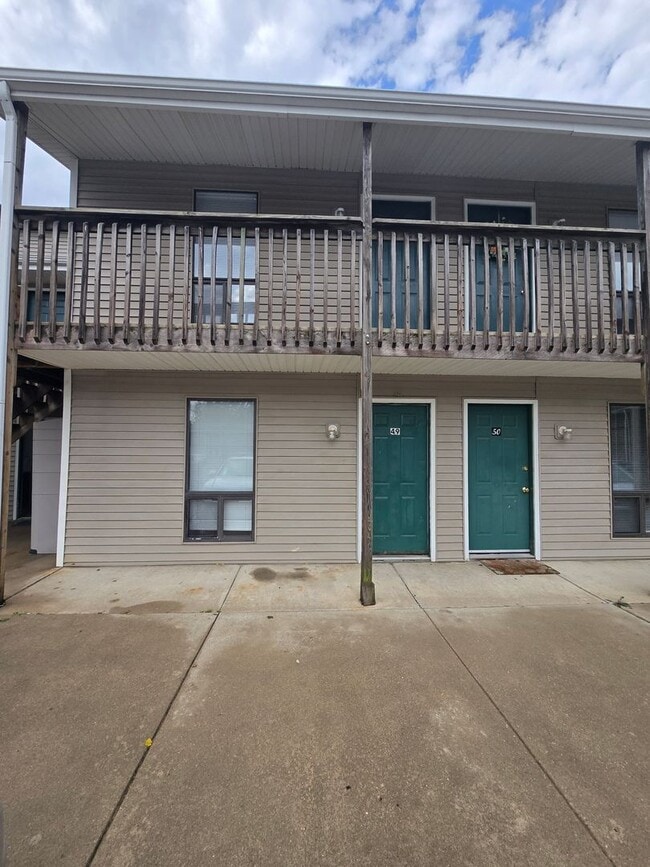 Building Photo - 856 Hwy D Unit 856 Hwy D #49