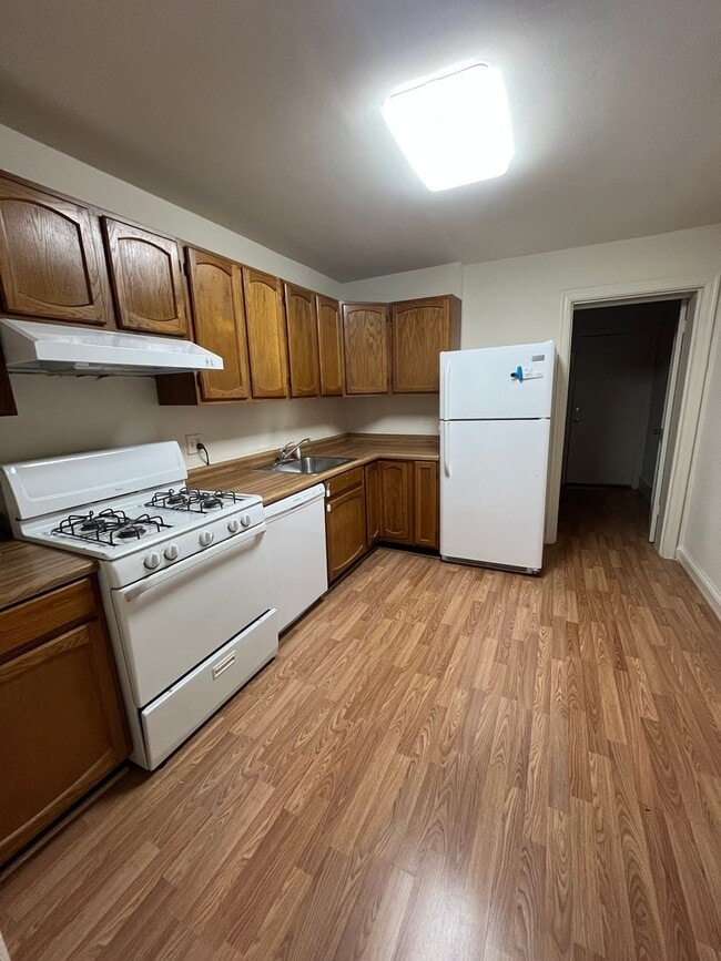 Photo - 118 Baggett Pl