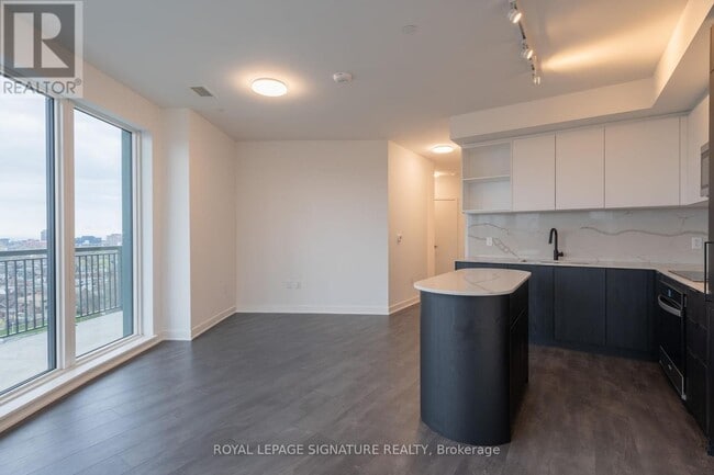 Photo - 1185 Dupont St Unit 1016