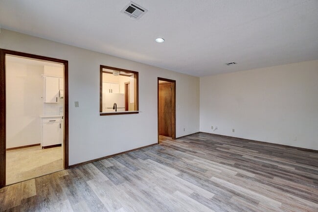 Photo - 2244 Donna Dr Unit 1