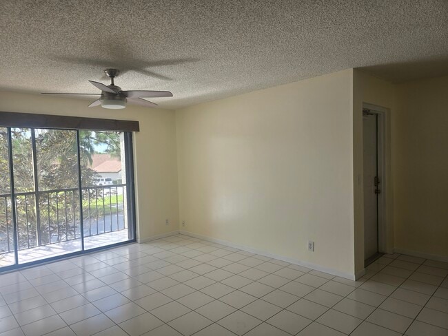 Photo - 1455 SW Silver Pine Way Unit 106D2