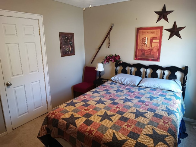 Photo - 304 Maywood Ave W