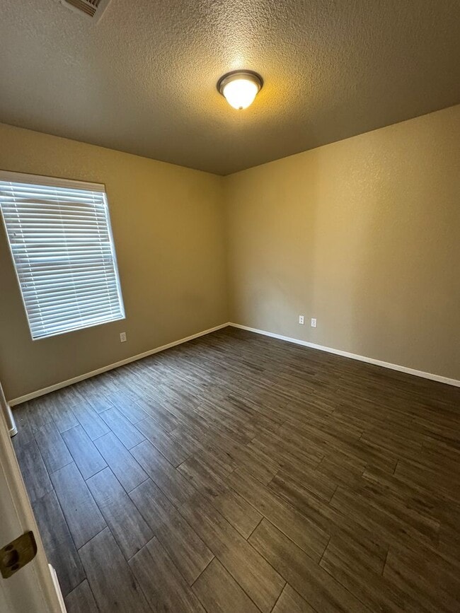 Photo - *$500 off first months rent?Beautiful 3 Be...