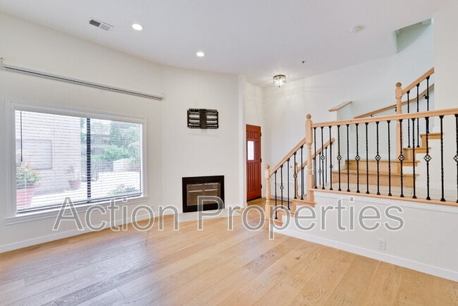 Photo - 695 S Knickerbocker Dr Unit #15