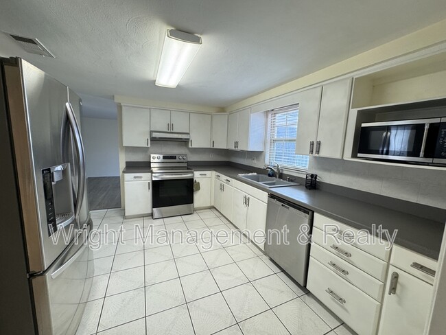 Photo - 10921 Norwood Ave