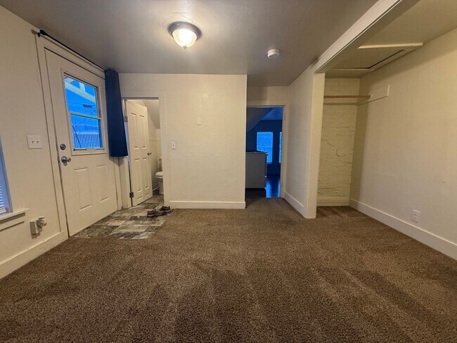 Photo - 412kit Unit 2