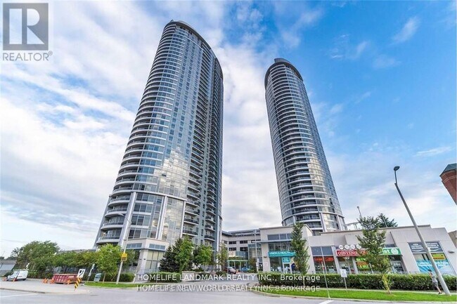 Photo - 135 Village Green Square Unit 3923