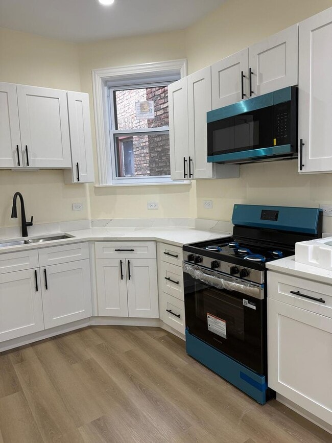 Photo - 5617 S Laflin St Unidad 2