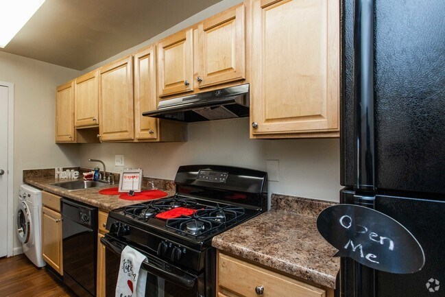 Prince George S County Md Apartments For Rent With Utilities Photo The Glendale Residence