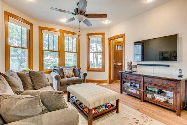 Building Photo - 4021 N Francisco Ave