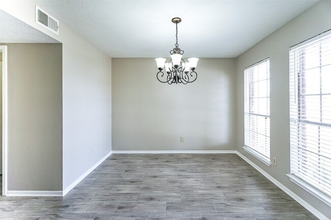 Photo - 2103 Charlton House Ln