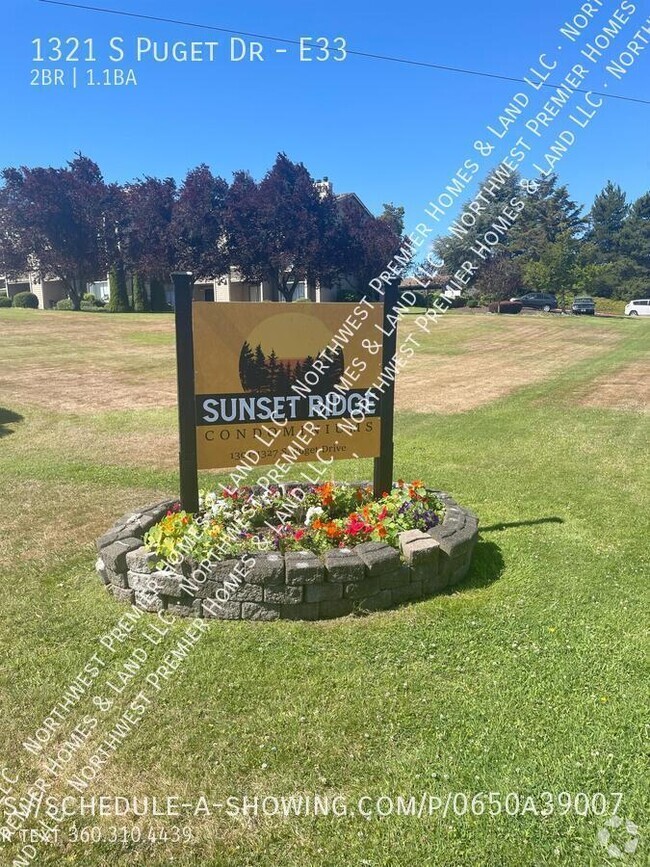 Building Photo - Sunset Ridge 2 Bed Condo E33