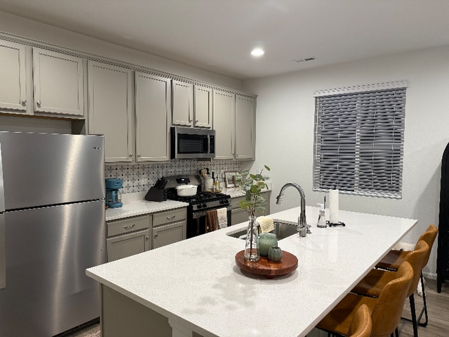 Photo - 5106 Makalu Dr