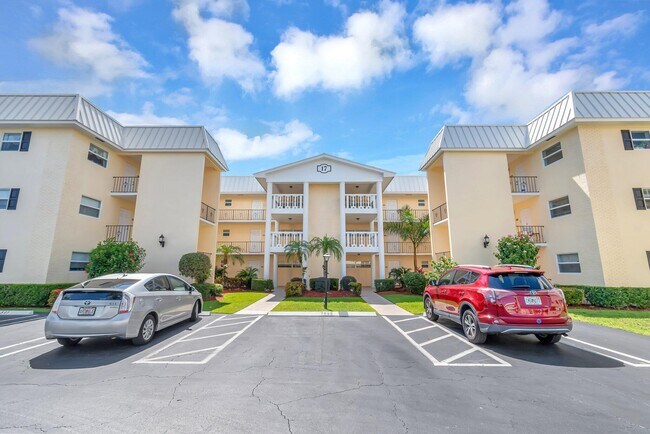 Photo - 17 Colonial Club Dr Unit 204