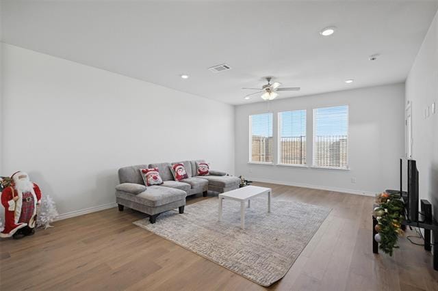 Photo - 732 Thorn Crk Dr