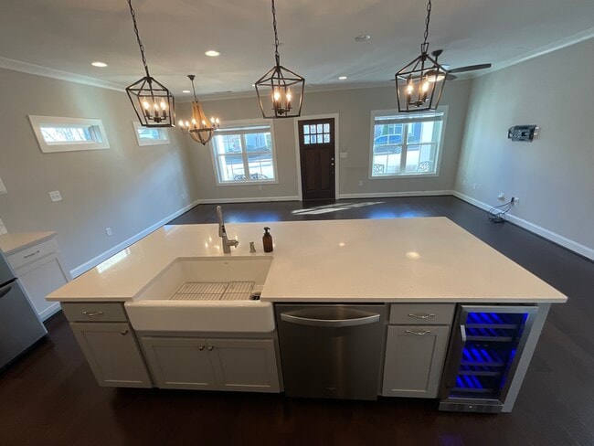 Photo - 2308 Echelon Ln