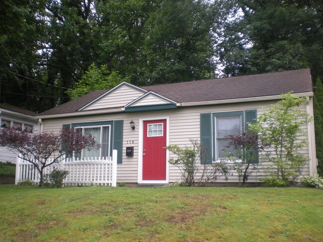 Photo - 118 Robinwood Blvd House