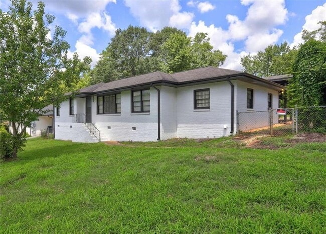 Photo - 970 Oglethorpe Ave
