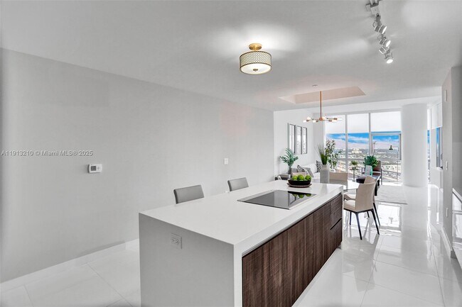 Photo - 851 NE 1st Ave Unit 1801