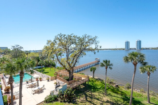 Photo - 711 N Halifax Ave Unidad 406