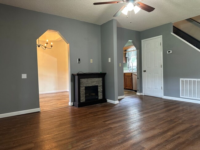 Photo - 3515 Reservoir Rd