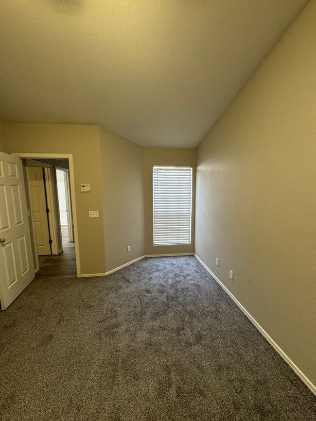 Photo - Beautiful 2 Bedroom 2 bath single level fo... Unit 93