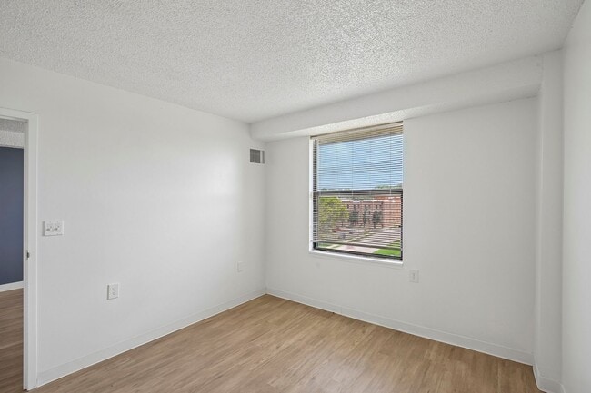 Riverview Apartments