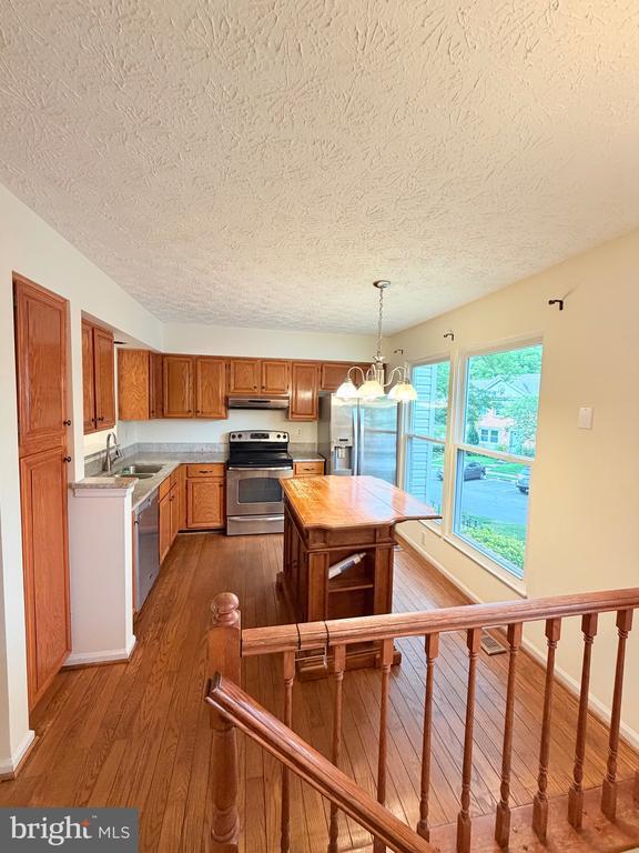 Photo - 3758 Mazewood Ln
