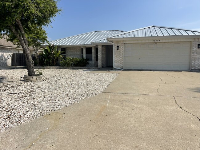 Photo - 13830 Gunwale Dr Casa