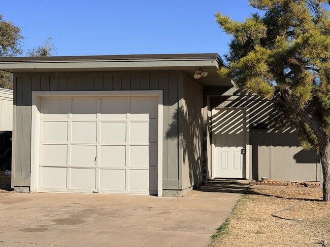 Photo - 3714 53rd St Unit B