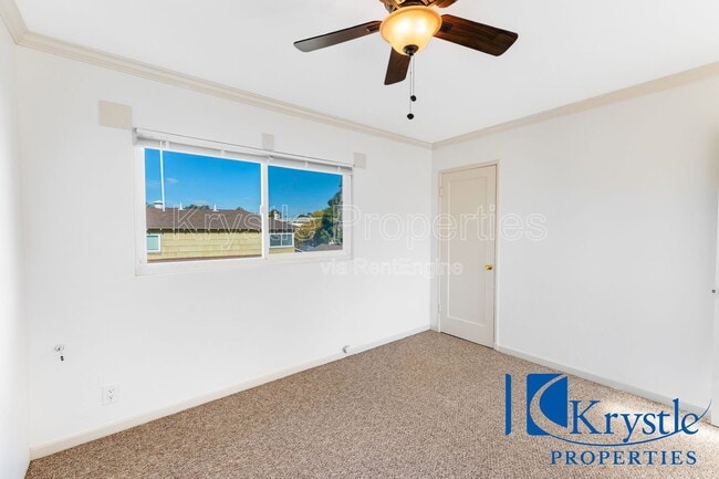 Photo - 155 W I St Unit 3