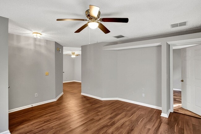 Photo - 3 bedroom/ 2 bathroom condo in gated South...