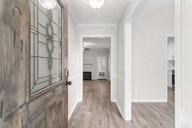 Photo - 2713 Leabrook Dr