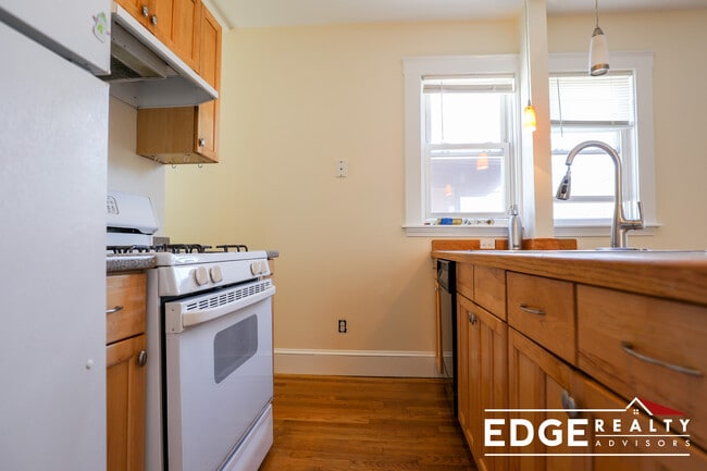 Photo - 86 Easton St Unit 3