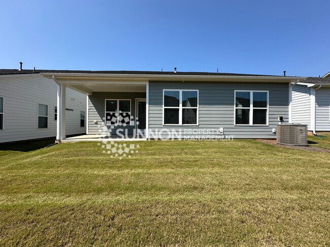 Photo - 4 Bedroom 3 Bathroom in Griffith Lakes