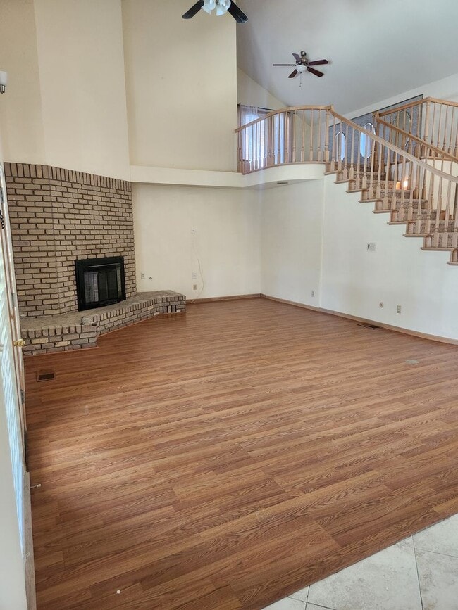 Photo - 3714 W Woodside Ave