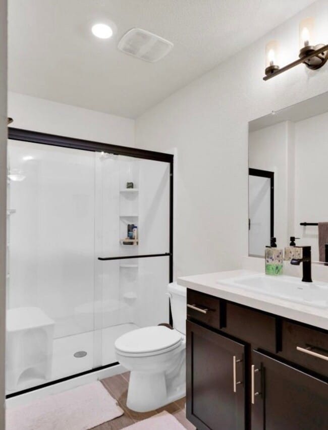 Building Photo - 1672 Thistle Ln