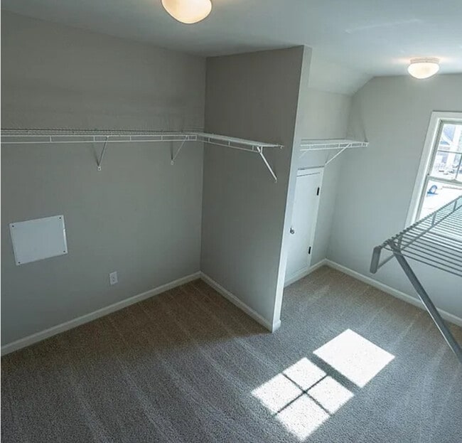 Photo - 6630 Springfield Wy.