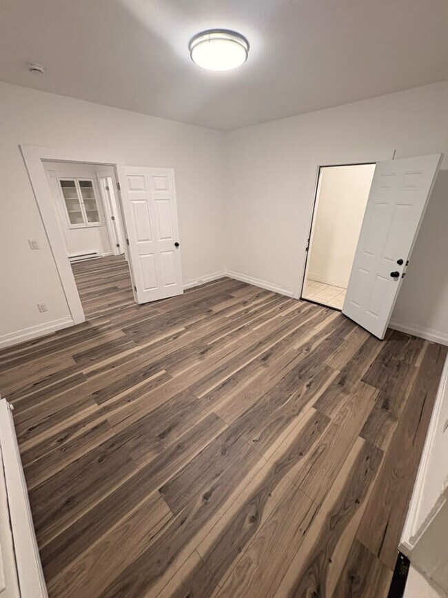219 Kimberly Ave Unit 1