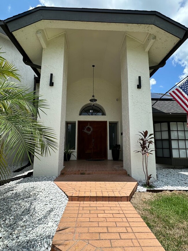 4 Bedroom 3 Bathroom in Winter Haven - 4 Bedroom 3 Bathroom in Winter Haven House