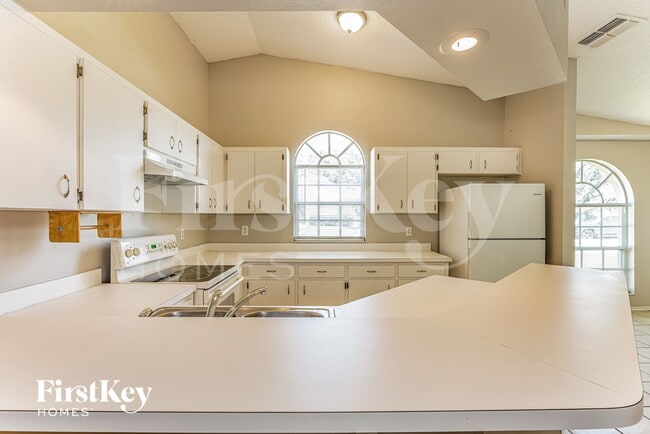 Photo - 468 Emerald Cove Loop