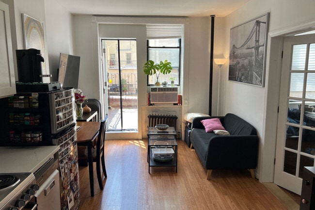 Building Photo - 276 W 71st St Rental